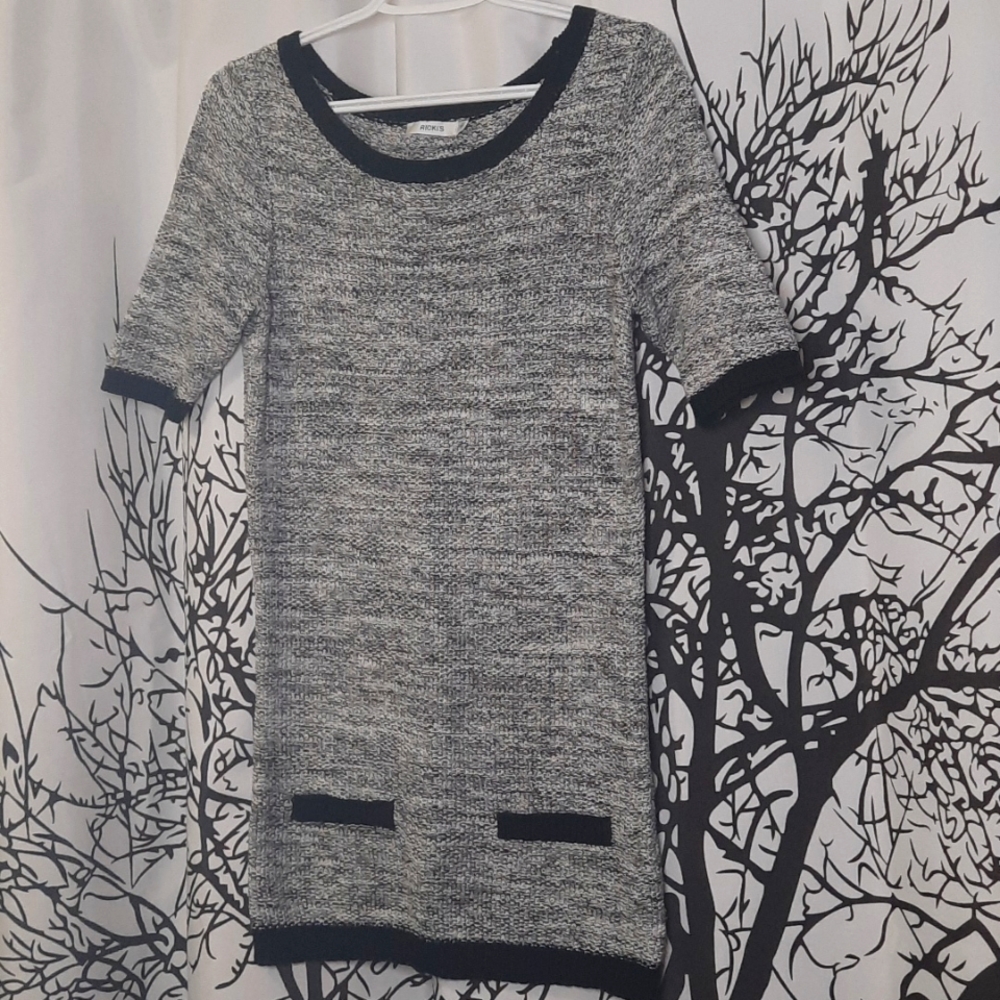 Ricki's Black and Grey Knit Long Short Sleeve Sweater Dress